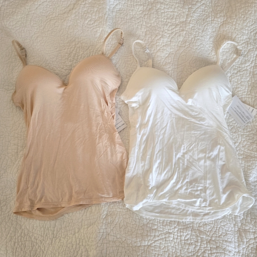Get 2 Built-in Bra Tank Tops, Size SM